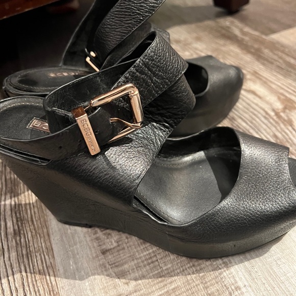 BCBG Generation wedge sandals - Picture 8 of 10
